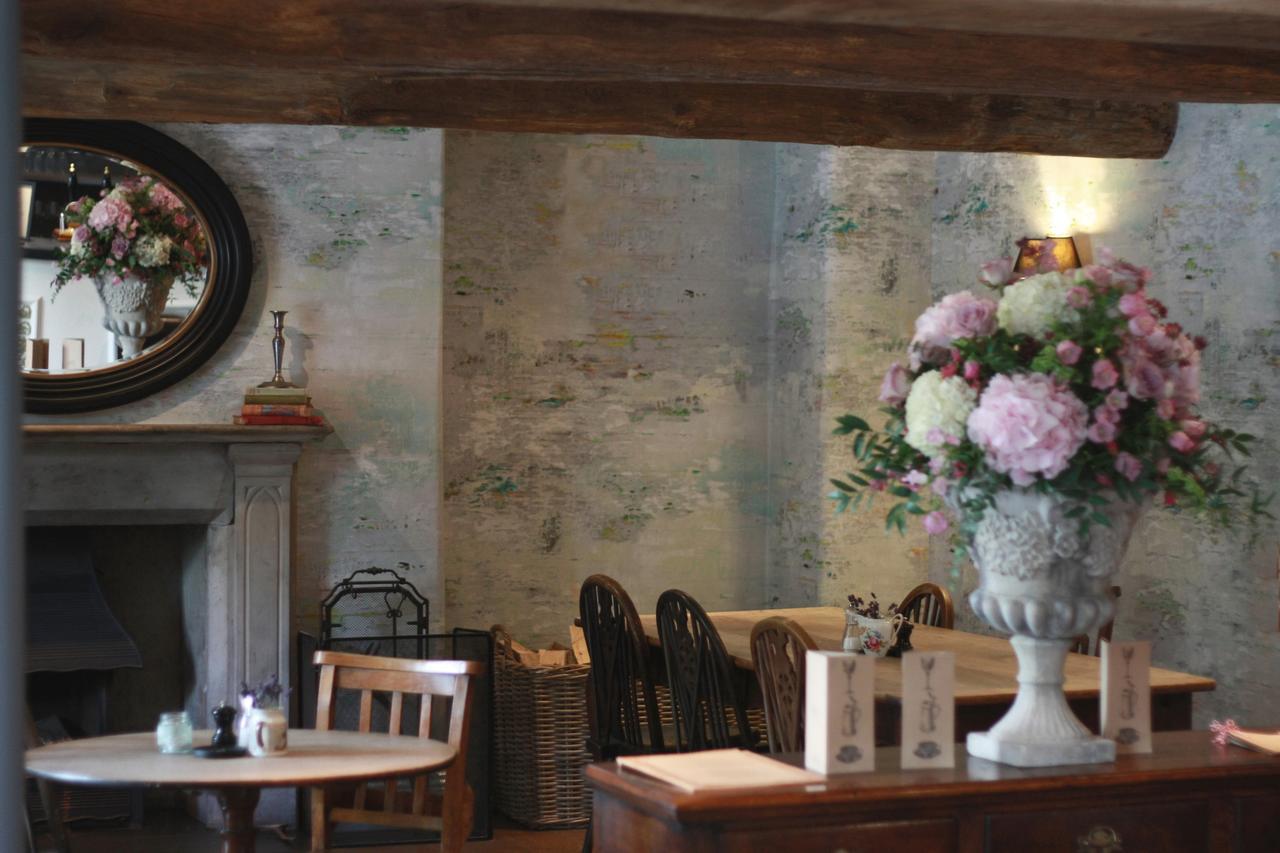Plough Inn Lupton Eksteriør bilde